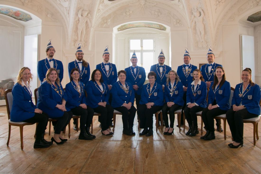 Elferrat mit Hofdamen